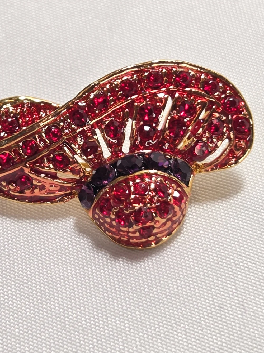Vintage Red Hat Society Brooch Pin Red Glitter Enamel Red & Black Rhinestones